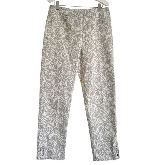 Soft Surroundings  Stretchy Jeggings Style Pants White w/ Gray Leaf Print Small - Picture 1 of 6